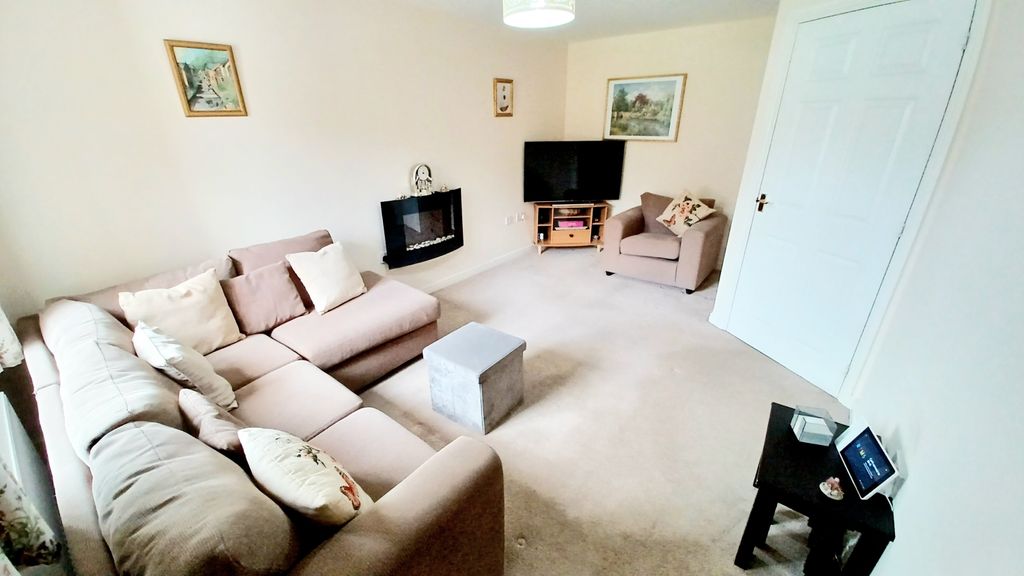 Property photo 2 of 21 20260112_112104