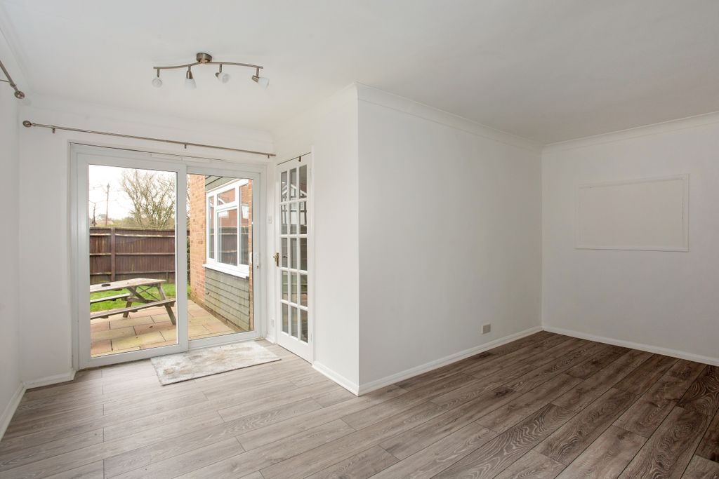 Property photo 3 of 14 62839_25 St. Marg...