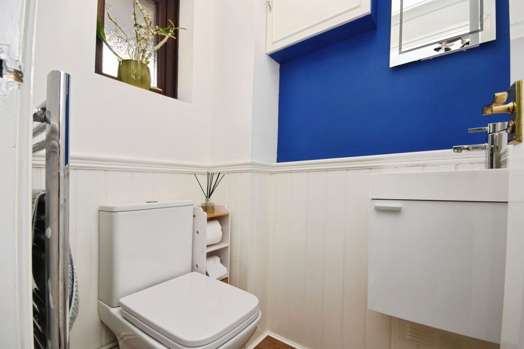 Property photo 3 of 19