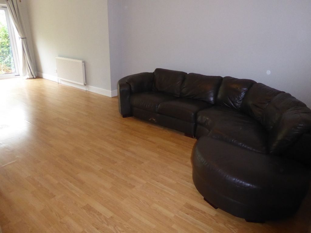 Property photo 3 of 16 4779482