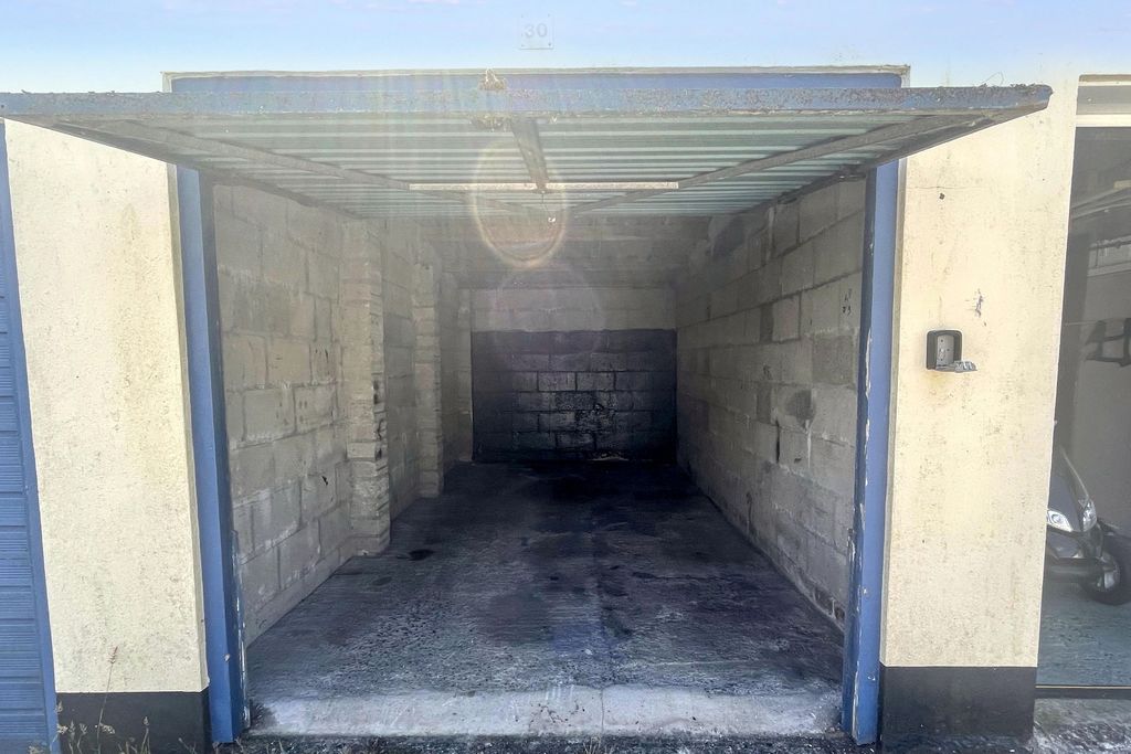 Property photo 3 of 5 Garage 30, Rear Of Barlanwick, Penzance, Cornwall, Tr18 4Sa