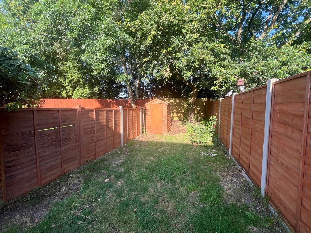Property photo 3 of 17 Photo 12