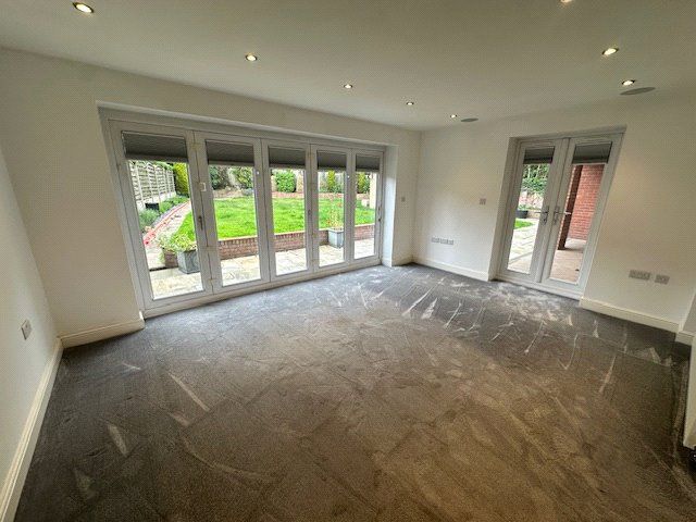 Property photo 3 of 32 Picture No. 84
