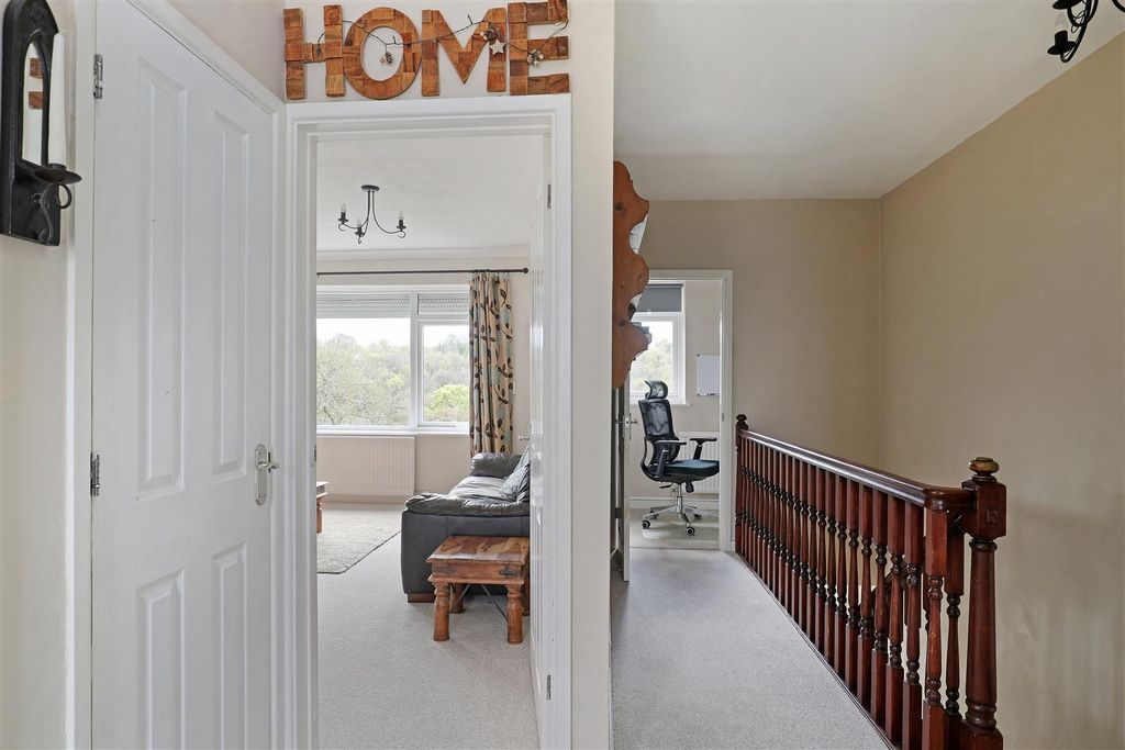 Property photo 3 of 46 Al2I7629.Jpg