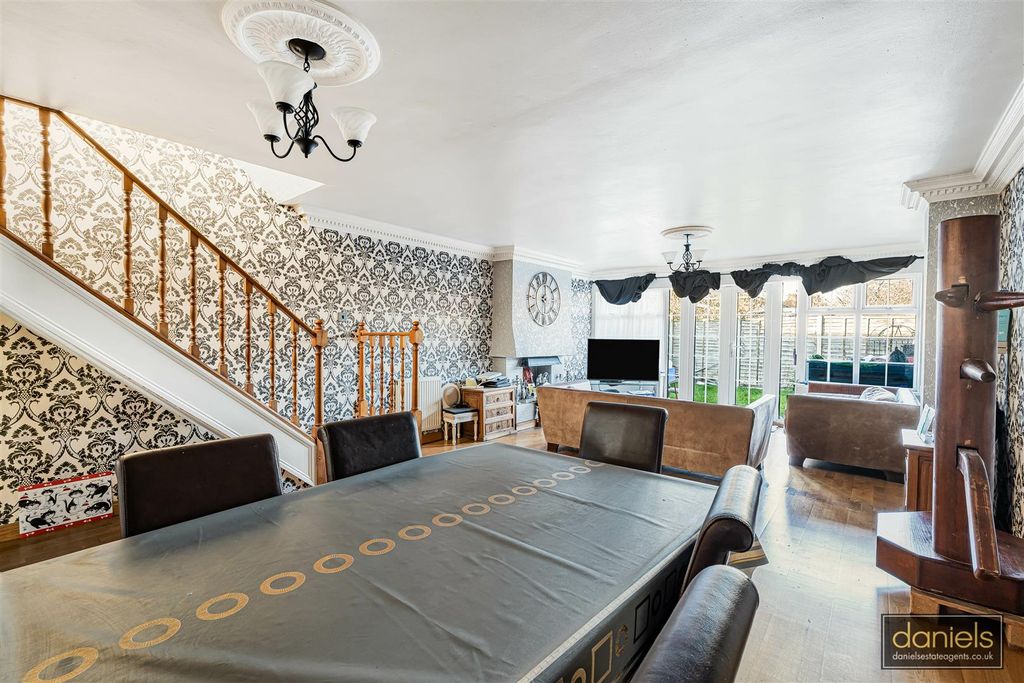 Property photo 2 of 13 12_74643_Watermarked.Jpg