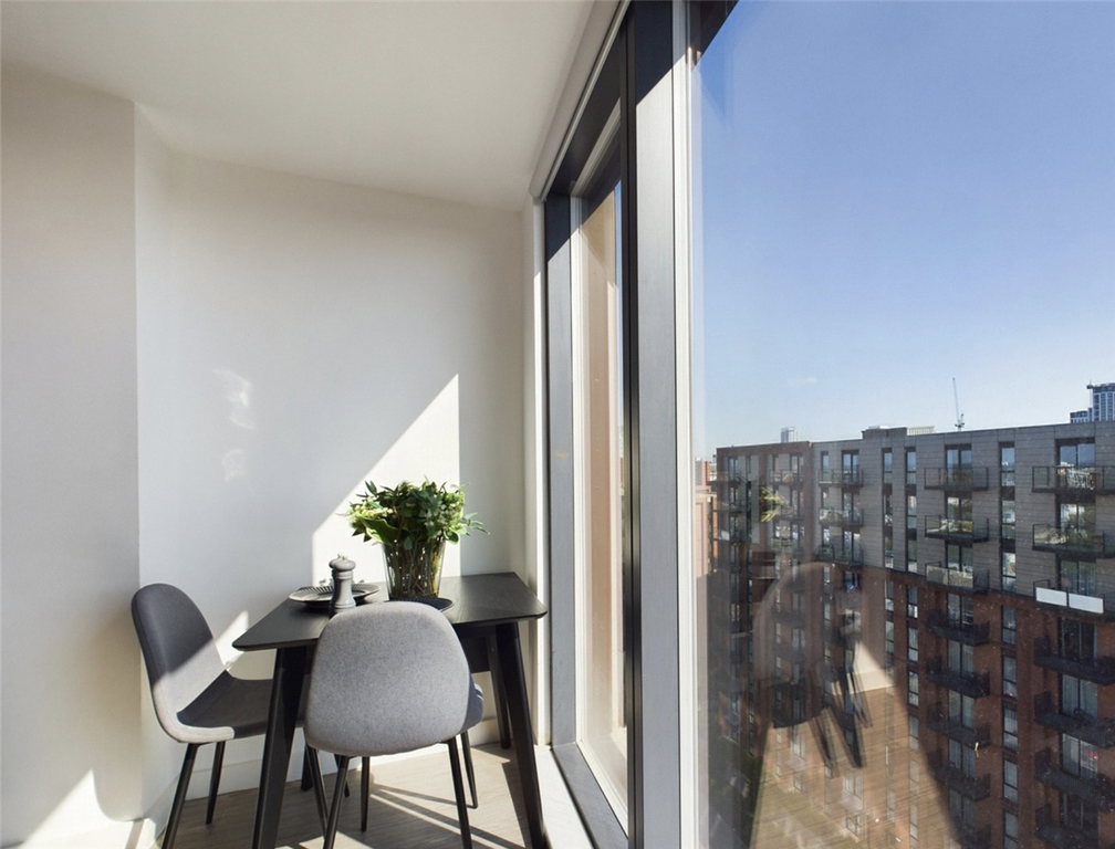 Property photo 3 of 9 3. Balcony.Png