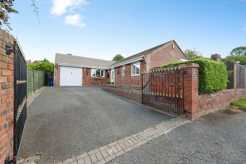 Property photo 1 of 20