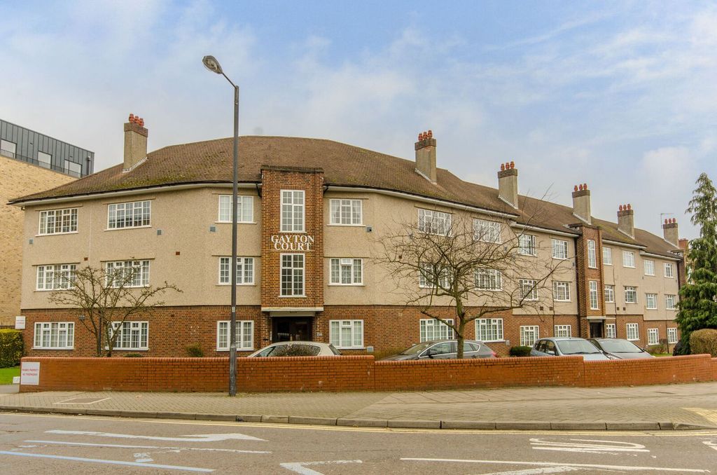 Property photo 1 of 9