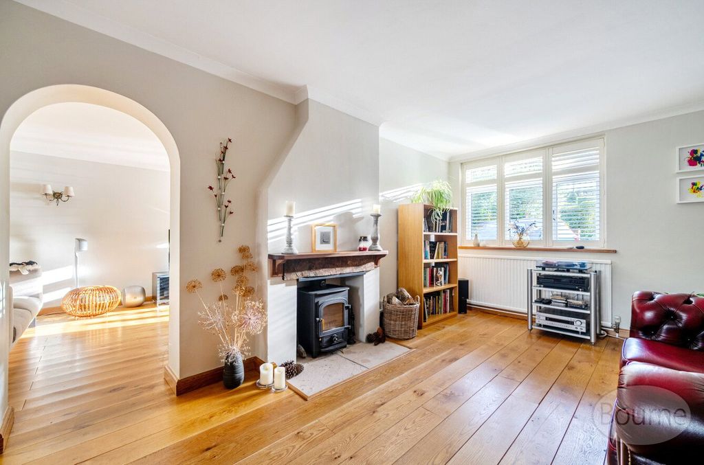 Property photo 2 of 27 Picture No. 76