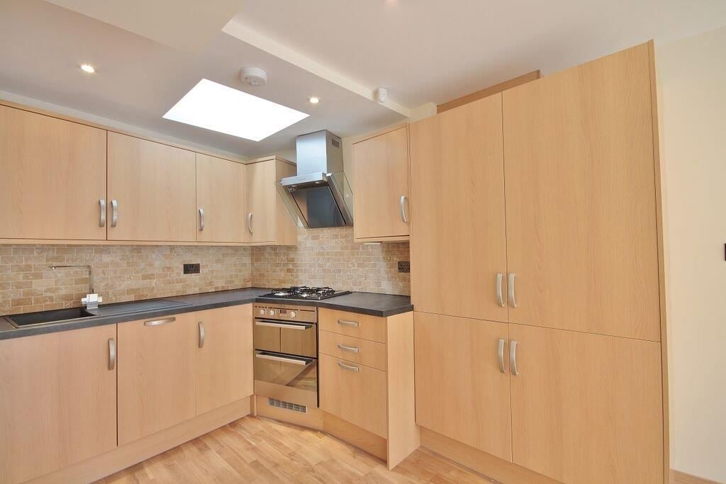 Property photo 3 of 5