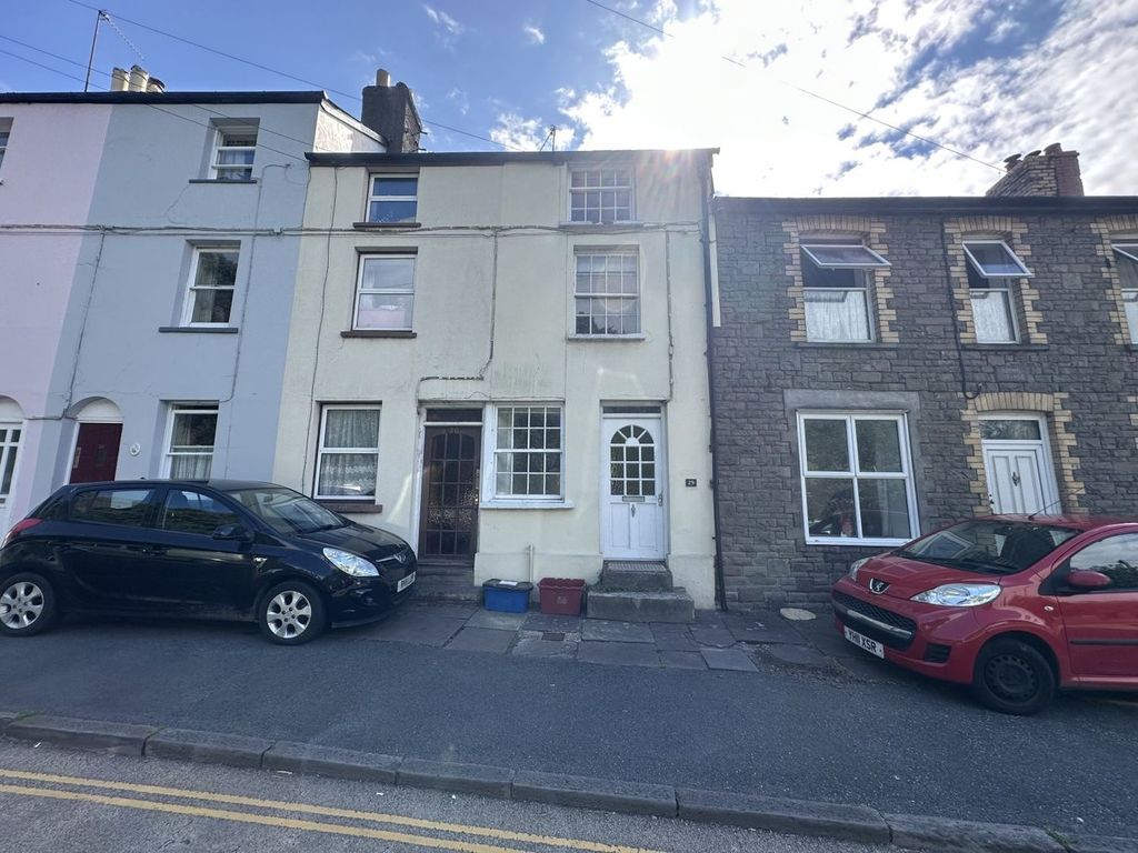 Property photo 1 of 17