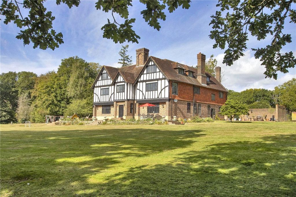 Property photo 2 of 30 Anstye Place