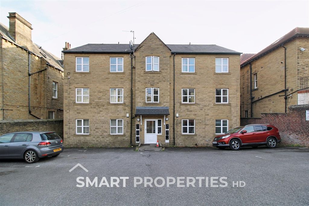Property photo 2 of 12 Exerior