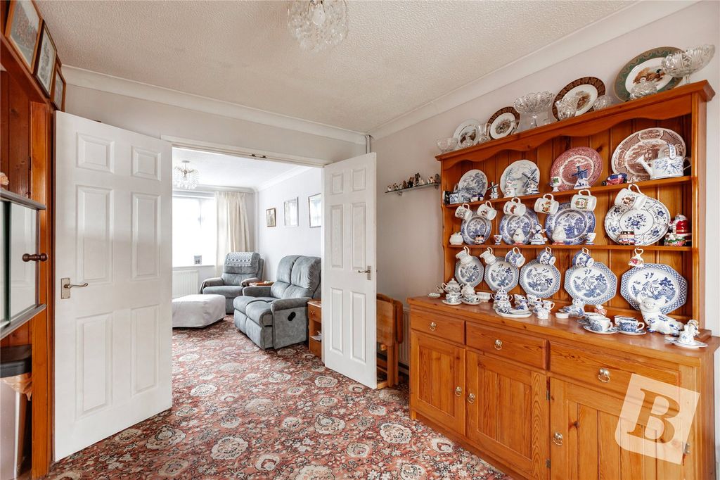 Property photo 3 of 13 Lounge/Diner