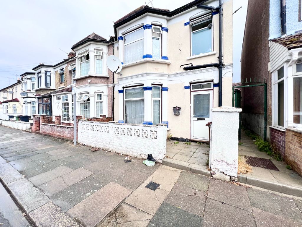 Property photo 1 of 8