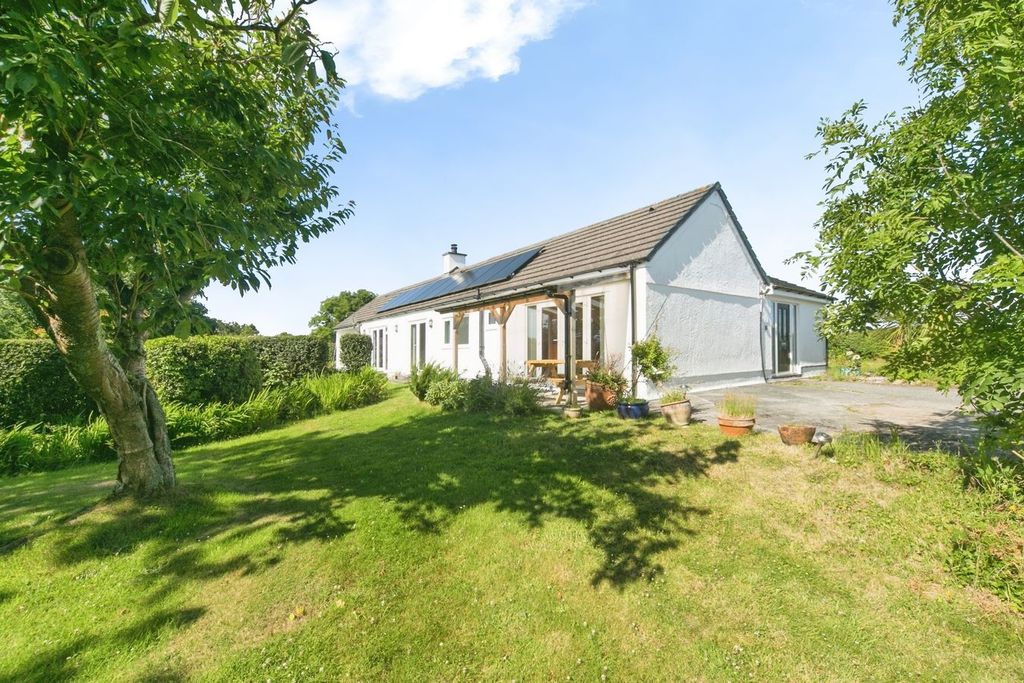 Property photo 1 of 30