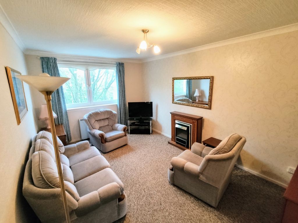 Property photo 2 of 5