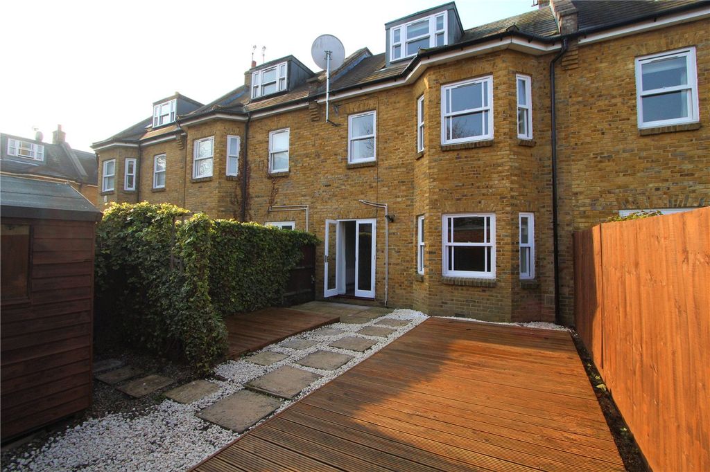 Property photo 3 of 12 Picture No. 11