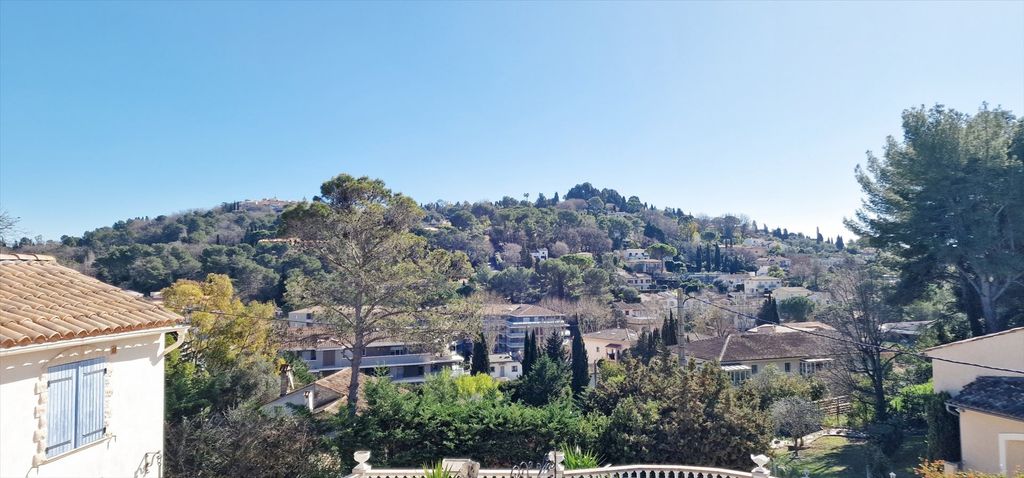 Property photo 1 of 14 Provencal House 3 Rooms