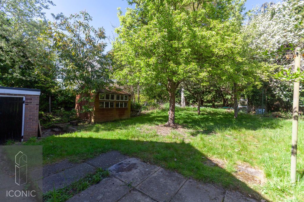 Property photo 2 of 11 Photo 3