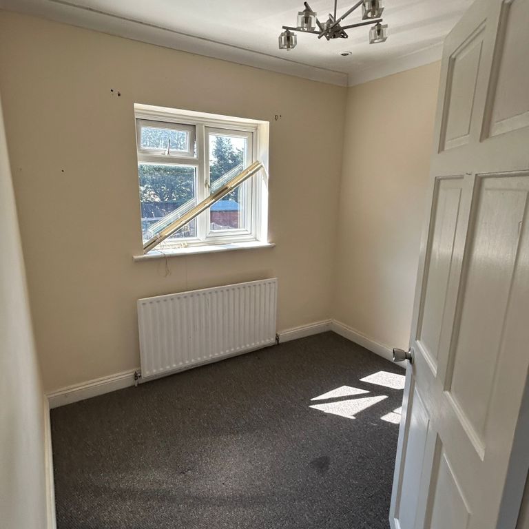 Property photo 2 of 9 Gallery