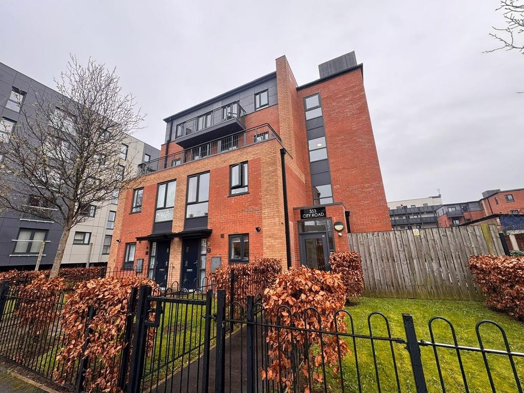 Property photo 3 of 13