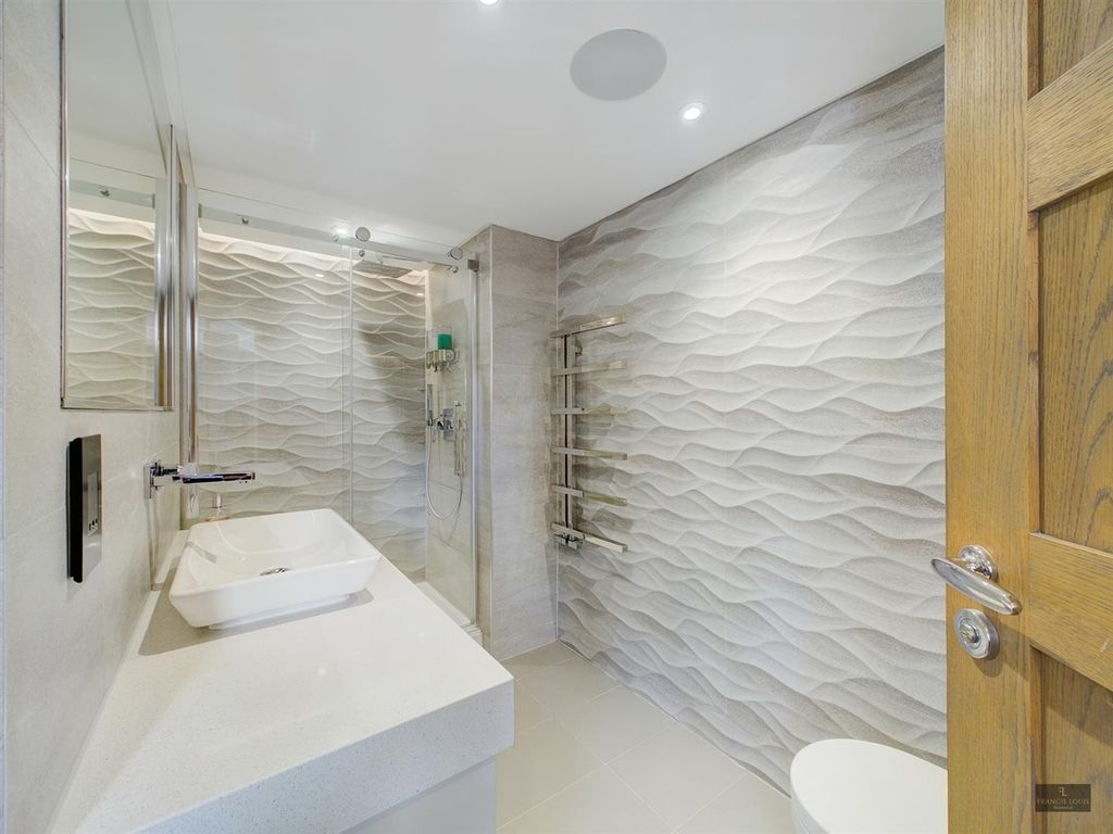 Additional image 9 of 2 bed flat for saleSouthernhay East, Exeter EX1