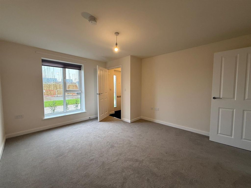 Property photo 2 of 10 41636d5E-Ea5c-4621-9490-c4ccc1473Edc.Jpg