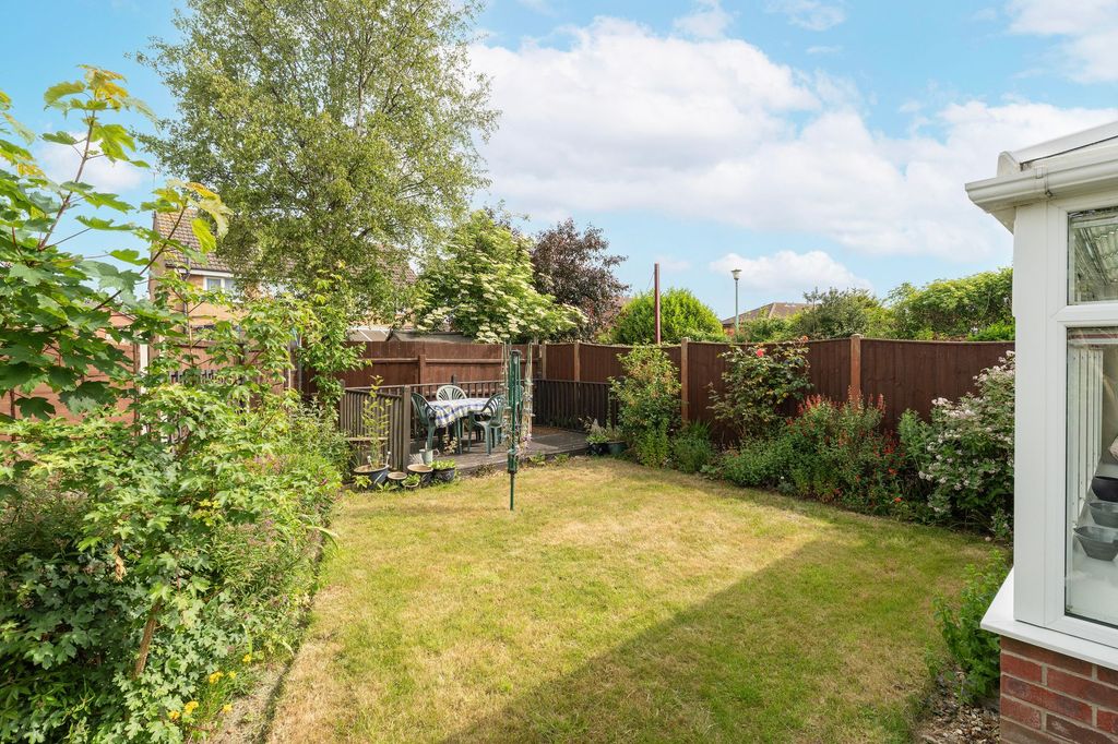 Property photo 3 of 16