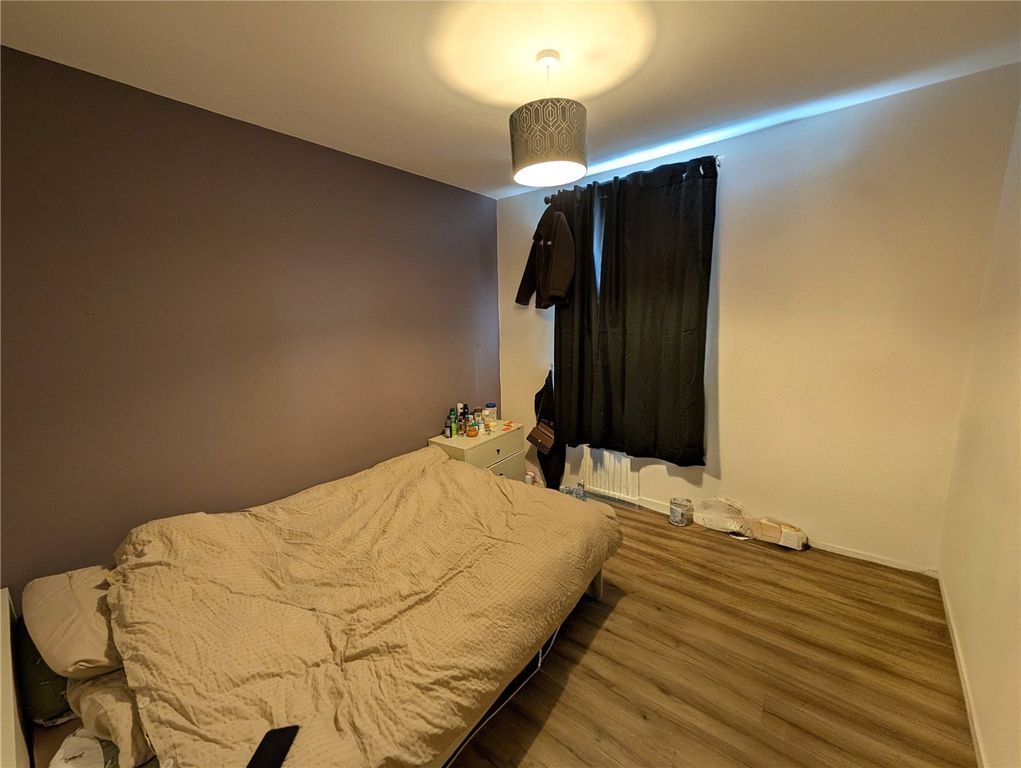 Property photo 3 of 6 Picture No. 05