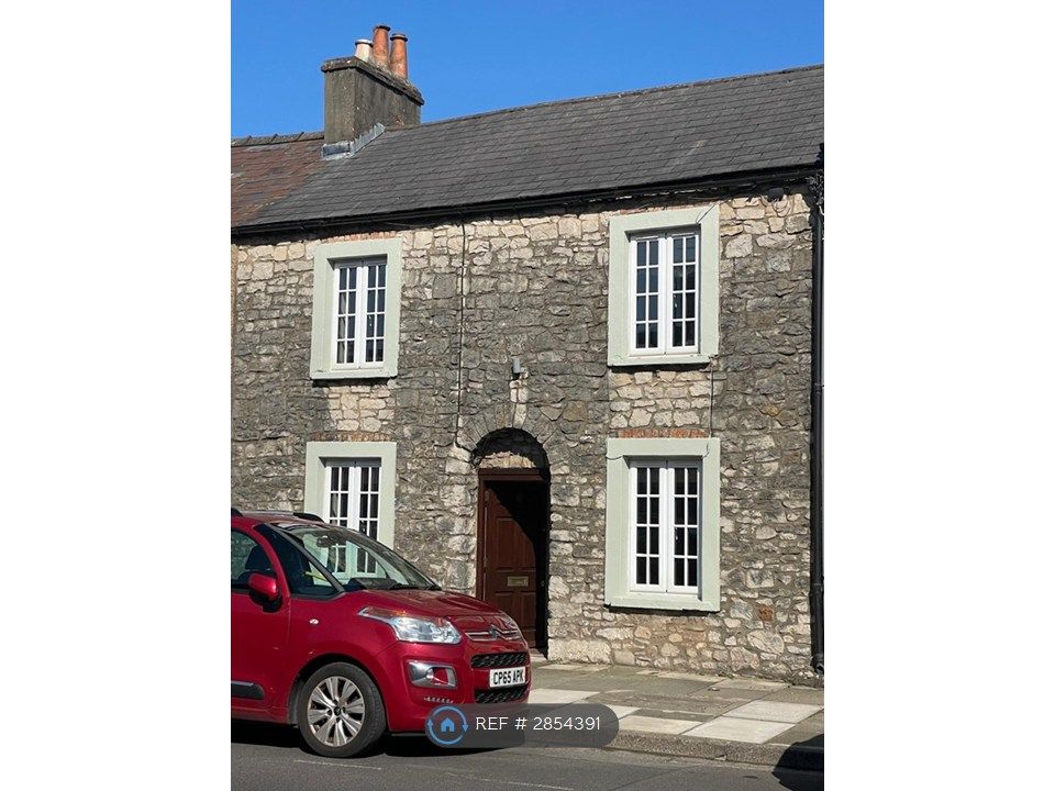 Property photo 1 of 15 9 Westgate Cowbridge