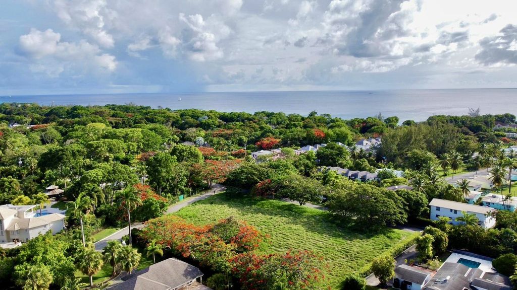 Property photo 3 of 11