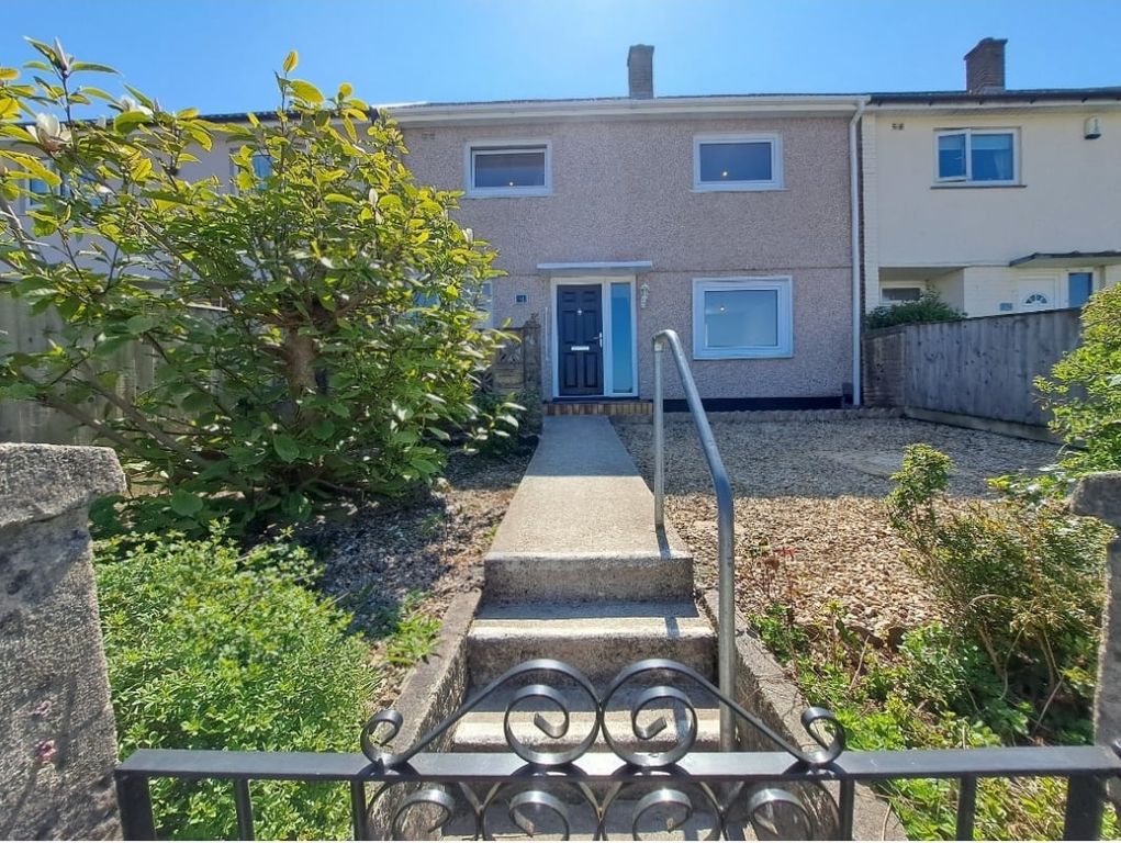 Property photo 2 of 21