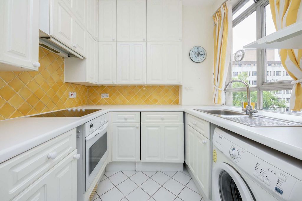 Property photo 3 of 5