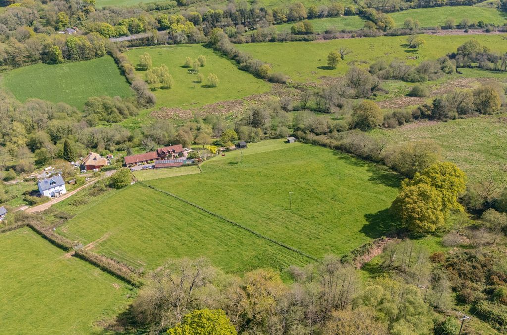 Property photo 3 of 29 1447617-2-69Ea125...