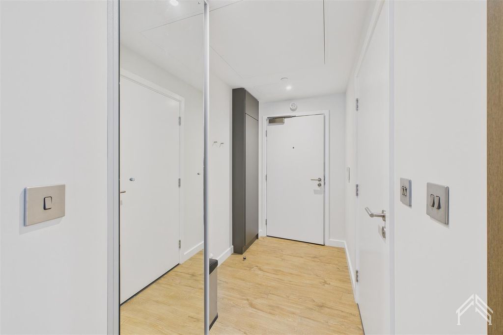 Property photo 3 of 22 3.Jpg