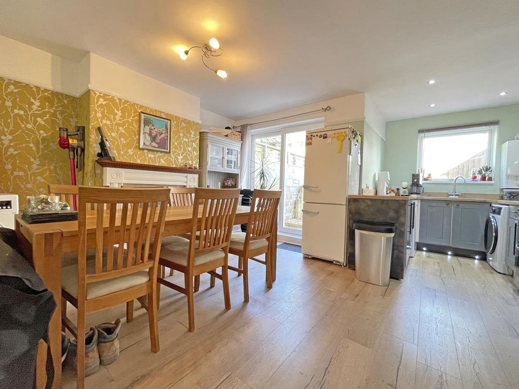 Property photo 3 of 14 Billacombe Road 179 - Dining Room Two.Jpg