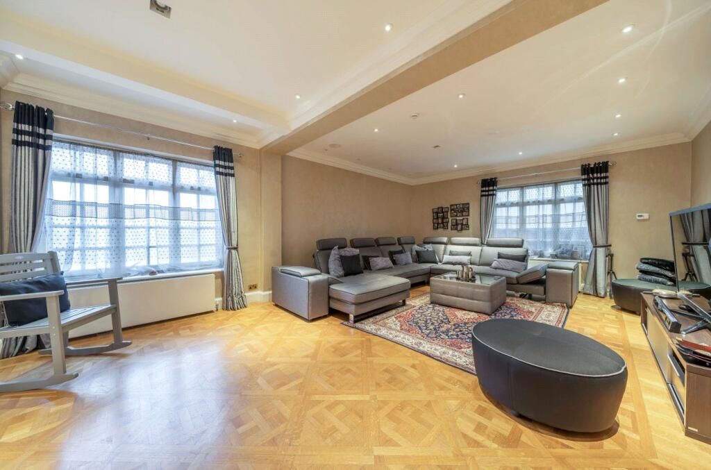 Additional image 7 of 8 bed detached house to rentGrange Avenue, London N20