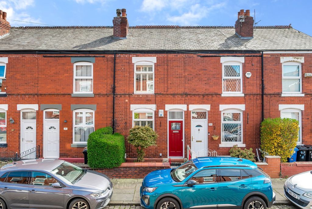 Property photo 1 of 9