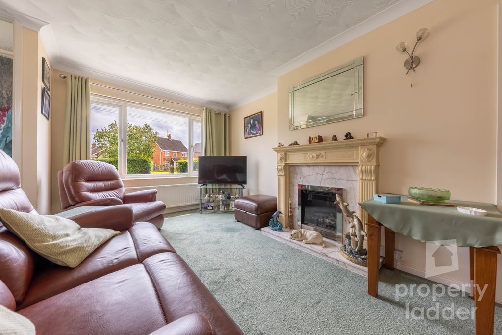 Property photo 3 of 14 Pl-7