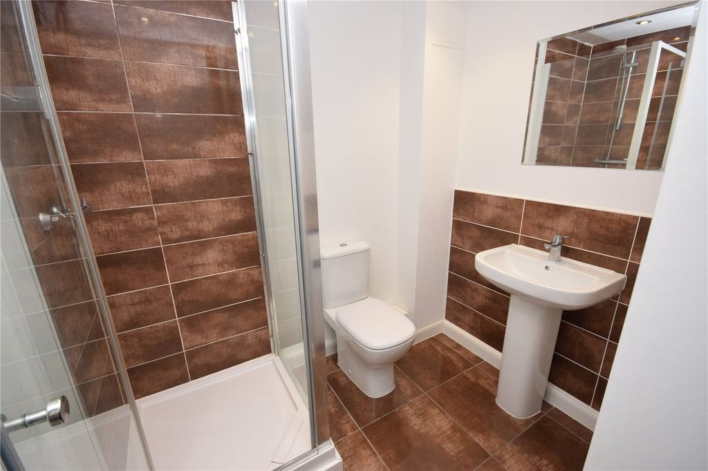 Property photo 2 of 12 Picture No. 08
