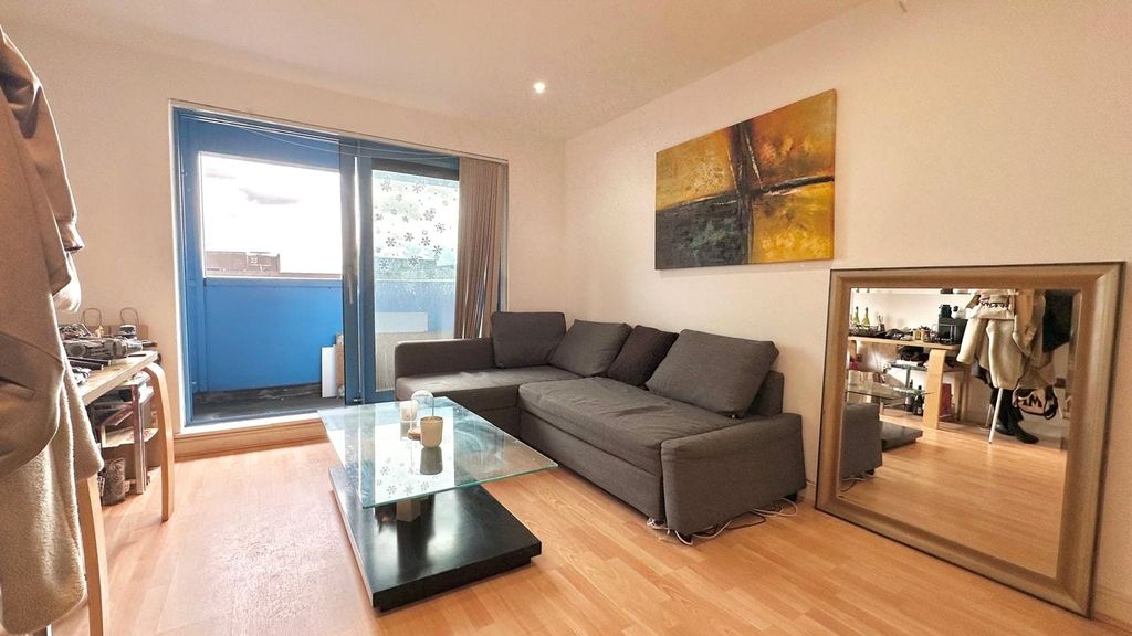 Property photo 1 of 15 Picture No. 16