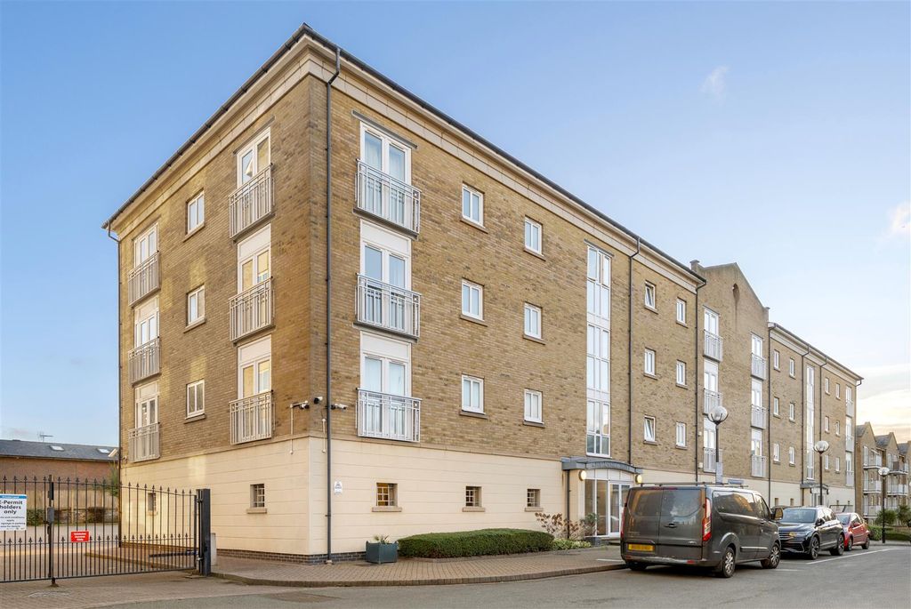 Property photo 1 of 11 Dsc01120.Jpg