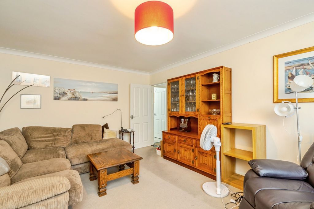 Property photo 2 of 15 Photo