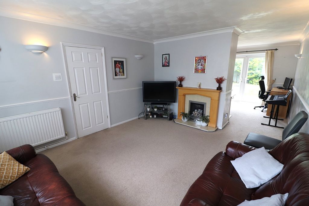 Property photo 3 of 20 Picture No. 21