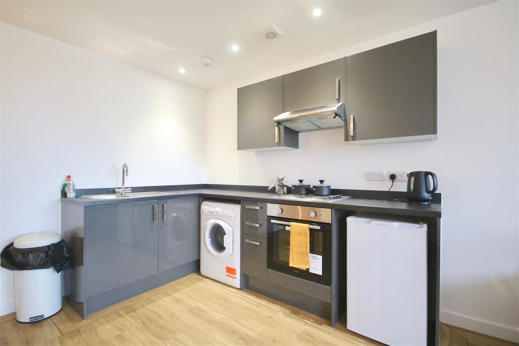 Property photo 3 of 10 Bnwmsot3Euacvohesvz9Gw.Jpg