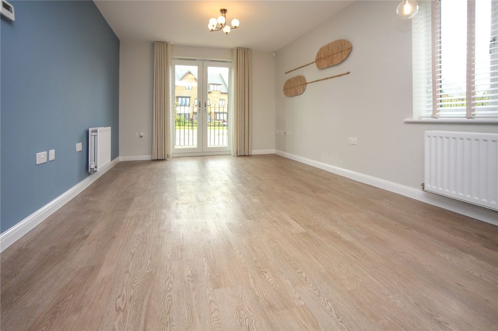 Property photo 3 of 9 Picture No. 14