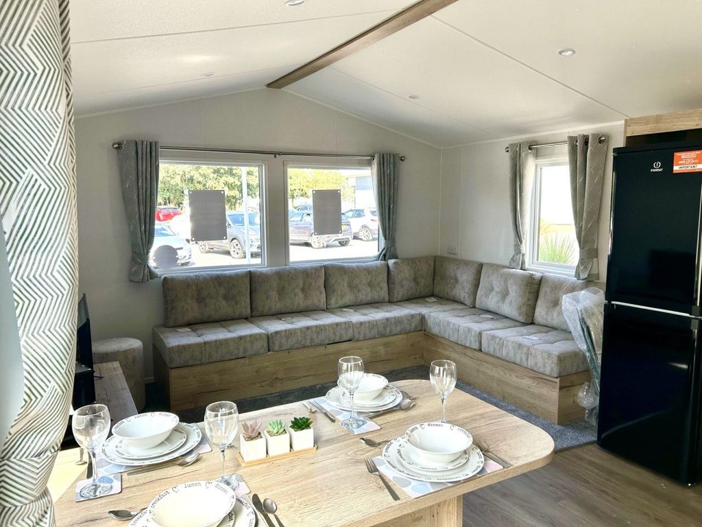 Property photo 1 of 4 Willerby Midhurst 2024 Car0063026 92923998.Jpeg