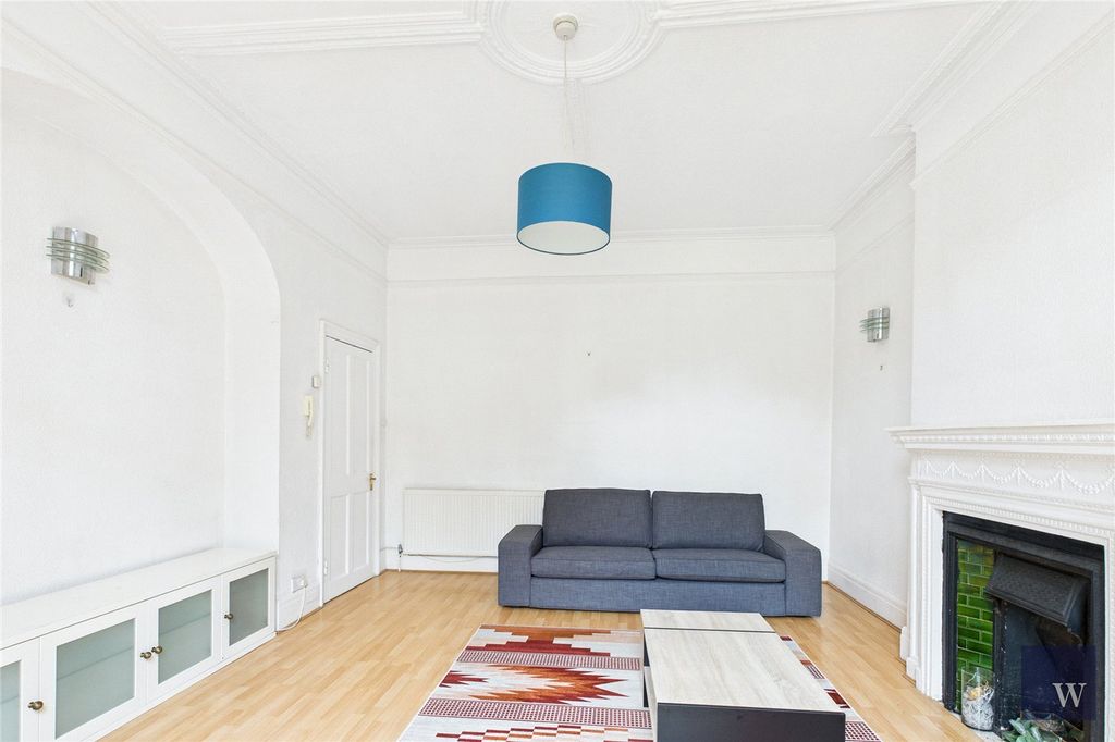 Property photo 3 of 14 Picture No. 07