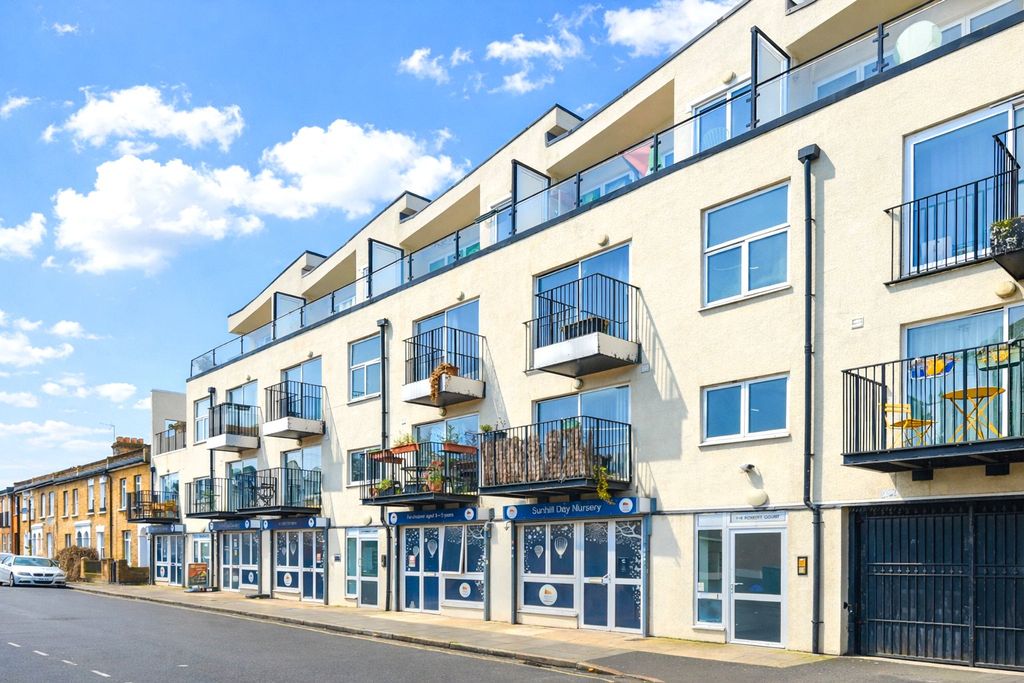 Property photo 2 of 16 External